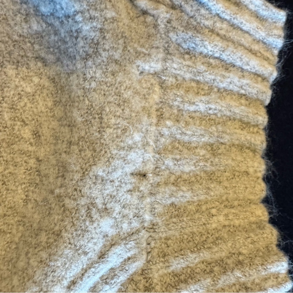 Love Ellie Gray Fuzzy Sweater - Picture 9 of 12